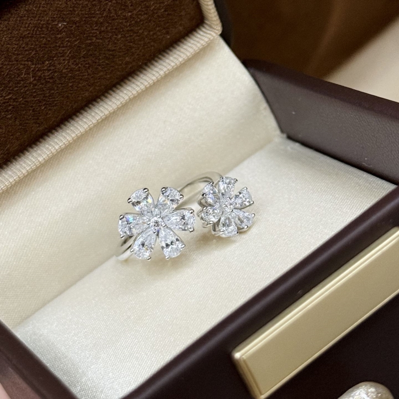 HARRY WINSTON